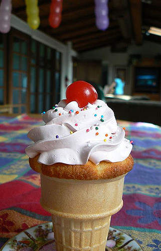 cone cupcake cone cupcake